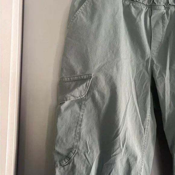 Sold - Picture 6 of 14